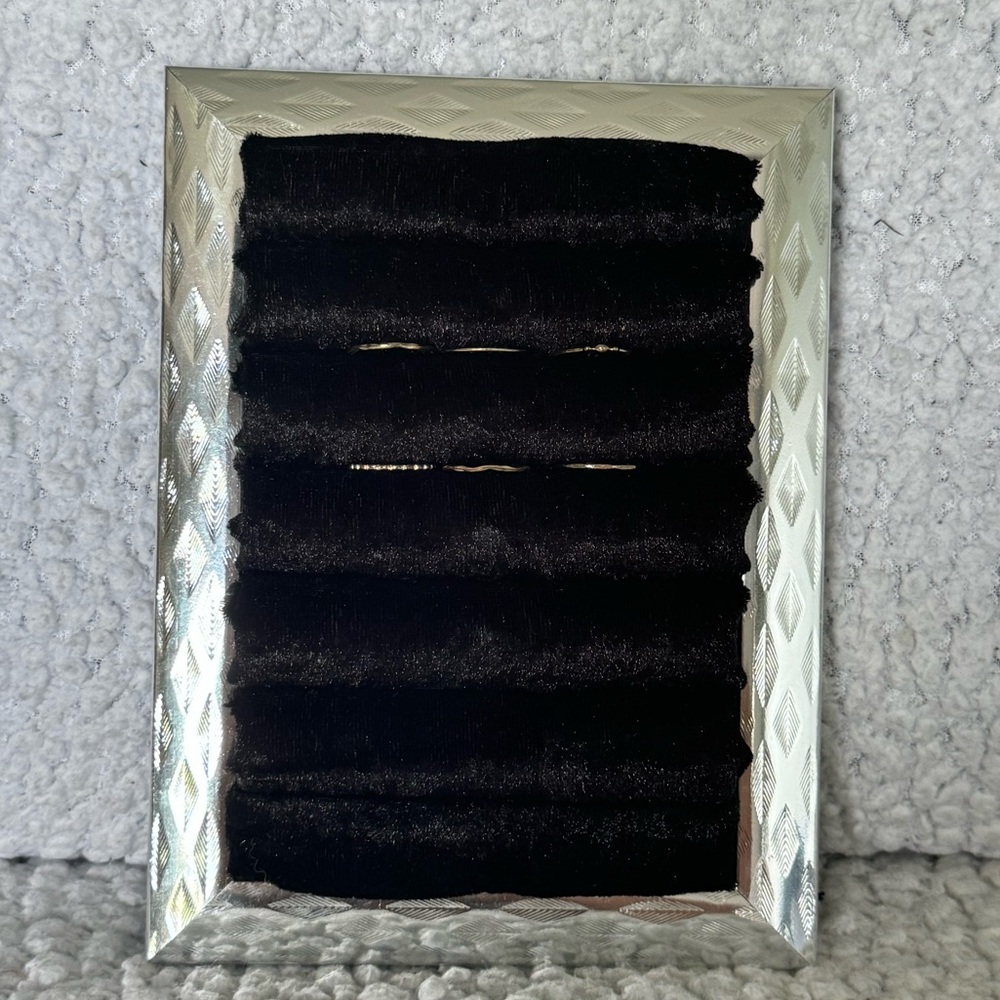 Bundle Of 6 Dainty Gold Rings!